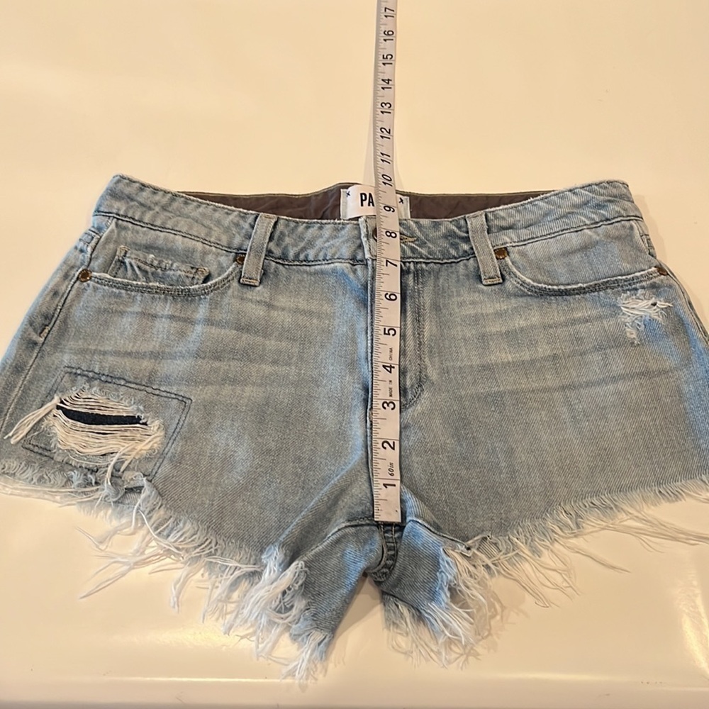 Paige 2 1/2” Inseam Keira Short Size 25 - Picture 6 of 16
